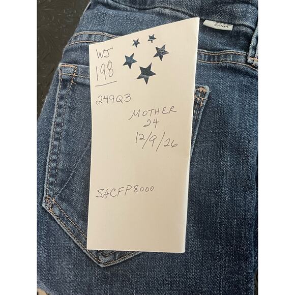 Mother Jeans Women's 24 Looker Ankle Fray in Girl Crush - Picture 3 of 7